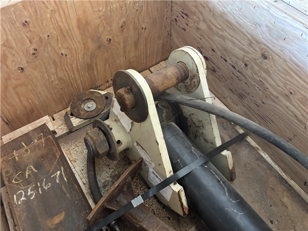 Lot Of Metso C160 Jaw Crusher Spare Parts)
